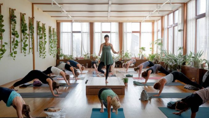 How yoga helps relieve stress and foster mental clarity